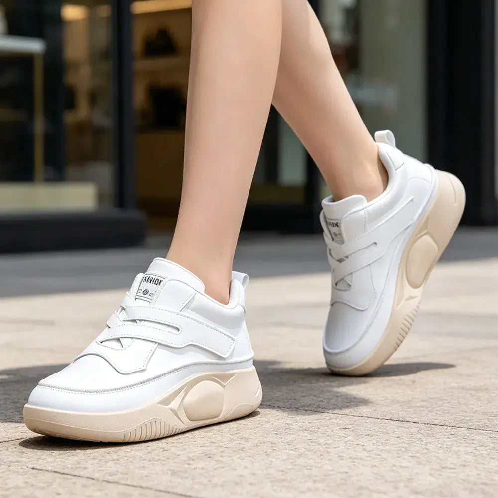 ✨ Ženski športni čevlji iz mehkega usnja 👟 Debel podplat, nedrseči, lahki in udobni, casual superge za tek, potovanja in vsakdan 💖